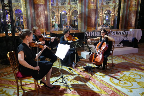 茅台丁雄军：加快推进巴黎公司自营试点，为在欧洲主要城市建设终端门店、海外自营渠道探索更多可行经验