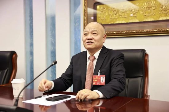 详细阅读:全国人大代表朱建弟:建设国际金融资产交易平台,加强我国金融市场定价能力 全国人大代表朱建弟:建设国际金融资产交易平台,加强我国金融市场定价能力