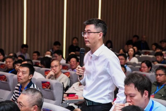 “能跑多快跑多快”,泸州老窖股东大会释信心