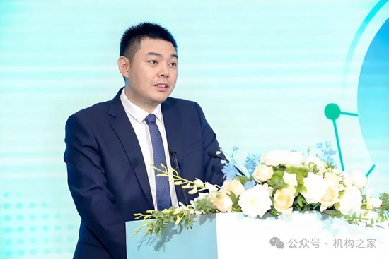 注:上圖為本次代為履職行長/總經理一職的“80後”副行長白雨石。
