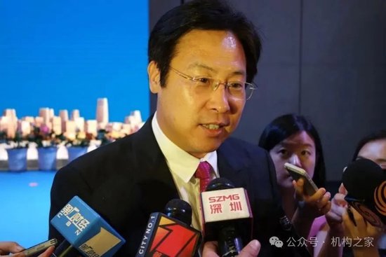 注:上圖為恒豐銀行因貪腐被判處死刑、緩期兩年執行的原董事長蔡國華。