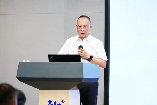 郎酒集团董事长汪俊林