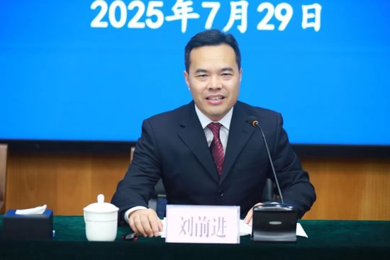 刘前进 调查统计处副处长