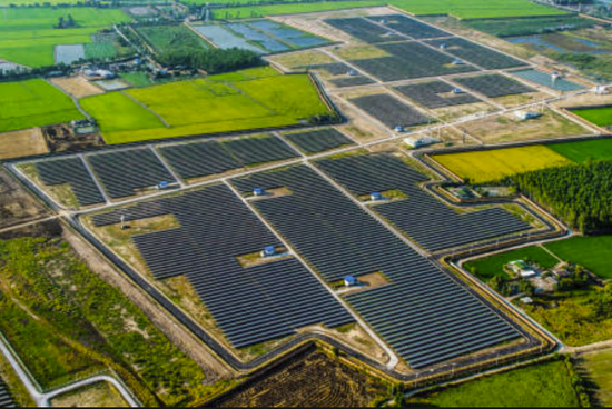 账上躺着249亿、还要融资97亿,“江西首富”靠0元年薪能挽尊吗?