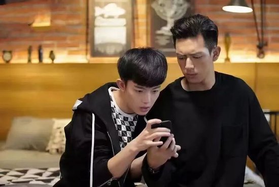 iPhone 15全系价格暴跌,苹果手机不香了?