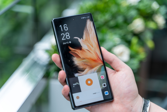 (vivo X Fold产品体验图,图片来自雷科技)