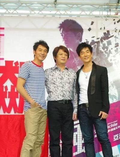 中:陈英杰 右:任贤齐
