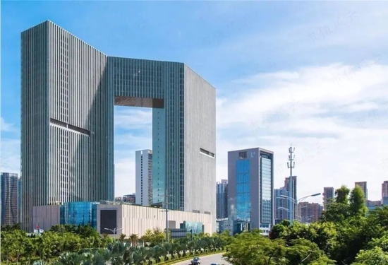 专注主业二十年，回报股东二十年，与茅王、宁王肩并肩：厦门国贸，破茧成蝶为何那么难