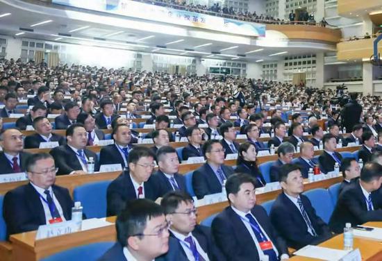 博天堂918赌场官网-山东金晶科技股份有限公司七届十八次董事会决议公告