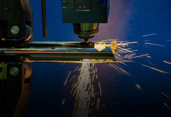 高端化有成效，募投项目不及预期！久立特材：净利润12.9亿，投资收益贡献5.3亿