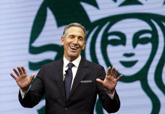 1548719673732624.jpg 星巴克创始人霍华德·舒尔茨(美联社资料图)