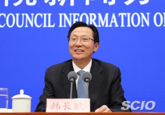 新濠影汇天地_完全自动驾驶“悬而未决”