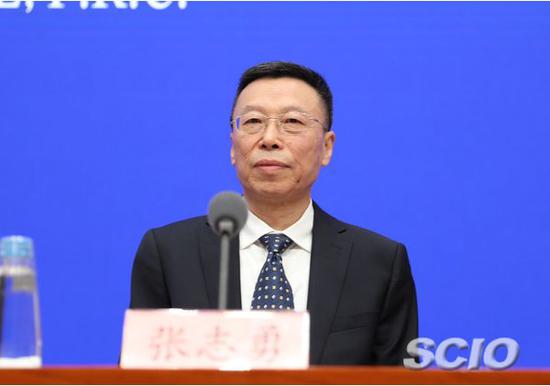 新2线上投注 炒大白菜时,直接下锅就错了,牢记3个诀窍,白菜脆嫩入味还好吃