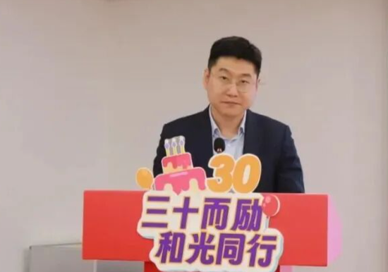 揭秘低价QQ业务卡盟网站:如何找到性价比之王?