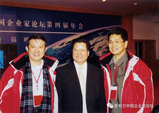 摇一摇老虎游戏,阳东区:“9.09”专案28名嫌疑人被公开审判