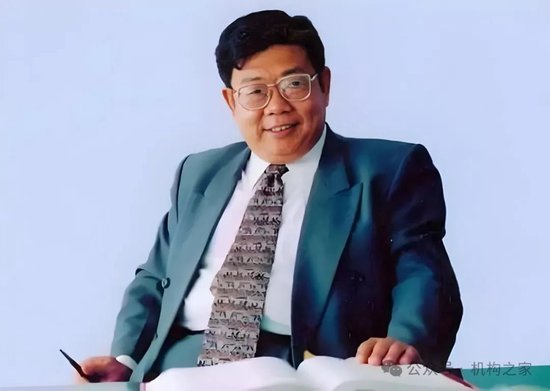 注:上圖為恒豐銀行因貪腐被判處死刑、緩期兩年執行的原董事長薑喜運。