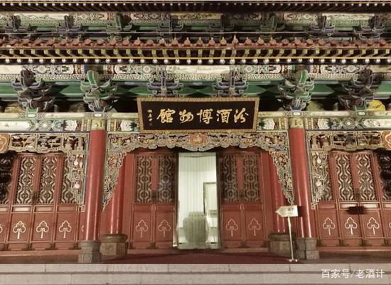 「快发登录平台」这世界上有两种人,一种人爱别人多一点,一种人更爱自己