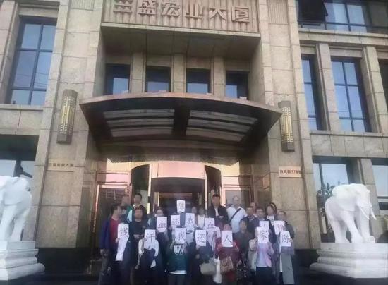 「蒙牛娱乐平台登录」凝聚示范引领力量,第七届“感动龙岗”先进人物评选活动邀你投票