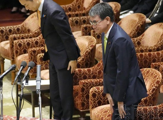 支持率低迷之际,岸田给自己加薪46万日元