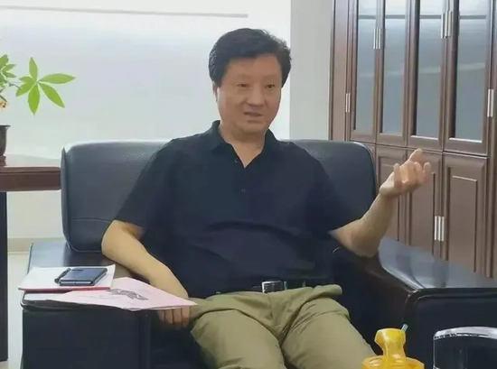 天富注冊網(wǎng)址_天富網(wǎng)址_天富娛樂app下載_合肥鋁方通-鋁方管-鋁格柵-鋁長城板-鋁鎂方通-合肥鋁條扣-巖棉天花板-硅酸鈣天花板-穿孔復(fù)合吸音板_安徽國星建材