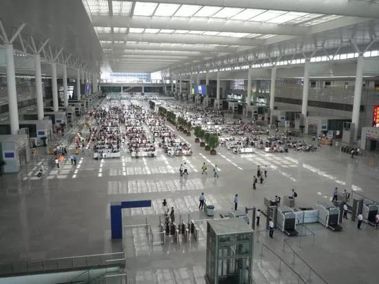 然而虹桥枢纽还是规划最合理的枢纽,上海的城规底蕴仍在