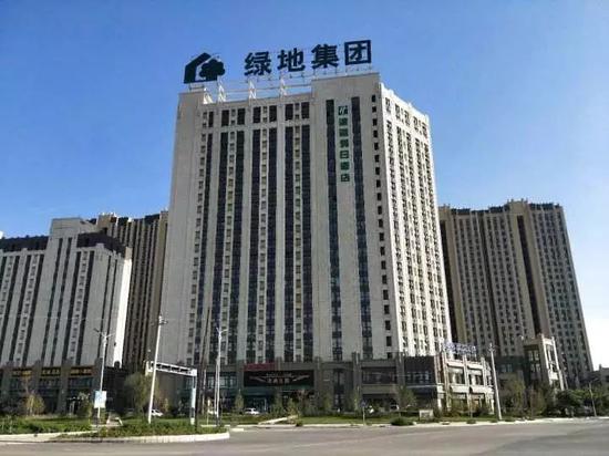▲ 绿地是兰州新区最先进场吃肉的公司