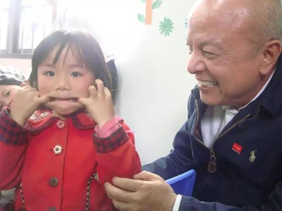 2013年,卢迈和唐金梅在一起