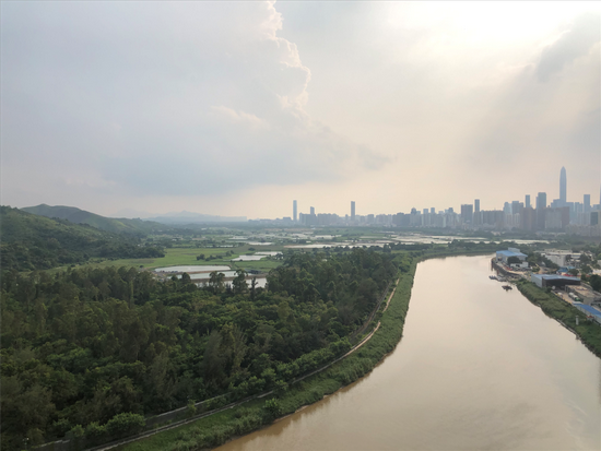 (深圳河南岸,最大限度地保留着原生态环境)