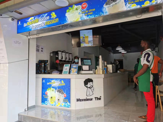 ▲非洲多哥的茶饮店 图片来源：受访者供图