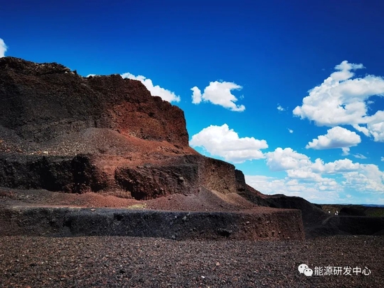 油价再次大跌刷新减产后低点，谁让担忧情绪升温？