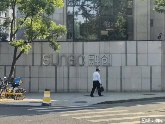 王思聪、孙喆一双双“把家还”，“地产二代”替父化债谁更强？