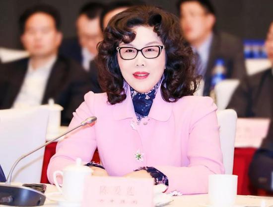 商会党委书记、万丰集团董事局主席 陈爱莲