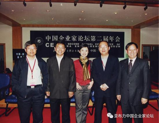 鑫鼎娱乐好玩吗 - 央行发布四季度调查报告:银行家宏观经济信心下降