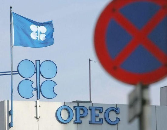 欧佩克+意外减产超160万桶石油/日 打破此前保持供应稳定的市场信号