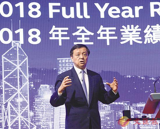 ■李小加相信港交所具备上佳条件,继续担当内地连接国际市场的金融门户,故对今年的业务表现充满信心。香港文汇报记者曾庆威摄