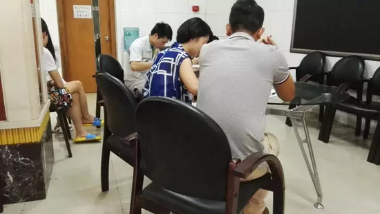 又是房子惹的?广州遇离婚潮突袭 离婚名额爆满