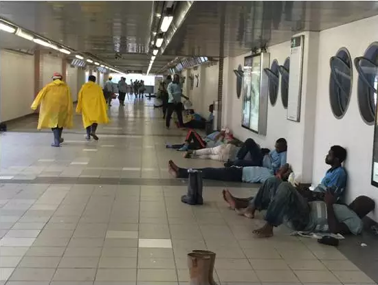 香港建筑工人月薪最高近14万人民币 这篇文章告诉你如何赚到这笔钱