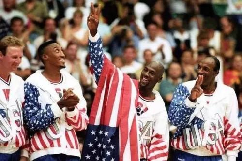 易建联脱鞋门背后利益纠葛:组织球员两方赞助