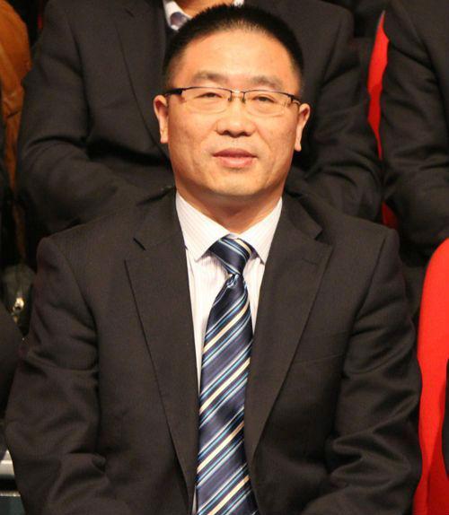 秦农银行董事长_清镇农商银行董事长(2)