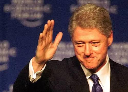 　▲资料图片：2000年，比尔·克林顿成为首位出席瑞士达沃斯世界经济论坛的美国在任总统。