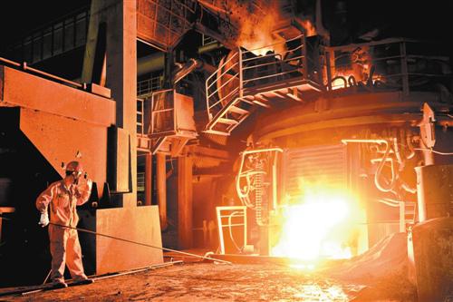 现在收入最高的行业_工业利润创六年来最高增速上下游企业赚钱能力失衡