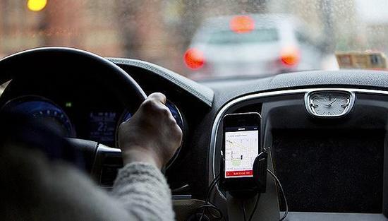 消息称今日起滴滴将在全北京停止外地牌派单|