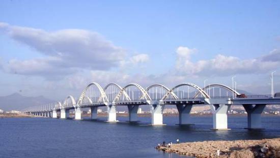 广东各市最新平均工资出炉:深圳平均6940元|G