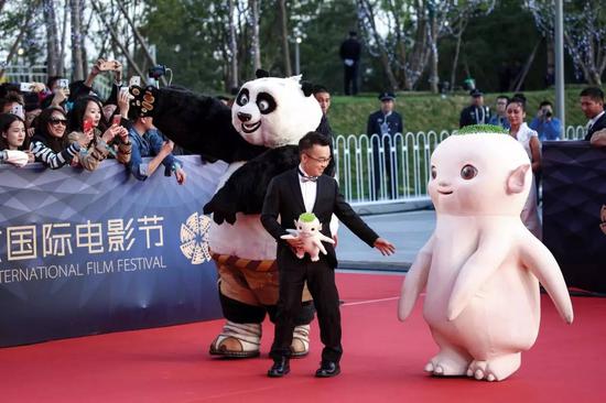 (中国重工业电影的代表《捉妖记》票房24.4亿元,位列国产电影票房排名第二。图/视觉中国)
