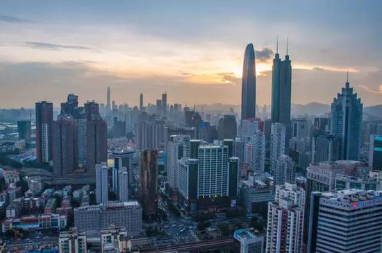 北大教授：中国房地产是将要破灭的巨大泡沫吗？