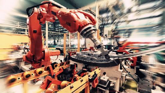 随着中国制造业趋势的变化，在其工厂中大量使用机器人代替低价人工。