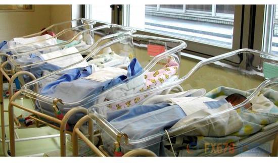 日本人口以最快速度递减 危机警报再度拉响|东