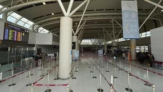 ▲空空如也的韩国济州机场（图片来源：亚洲经济）