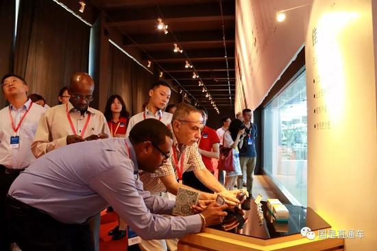 中新社发 梁犇 摄