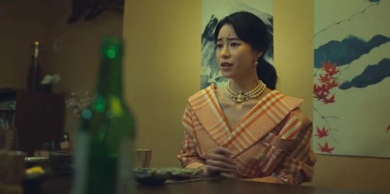 疯抢珍珠的年轻人,被宰怕了